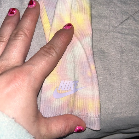 Nike pants - Picture 3 of 3